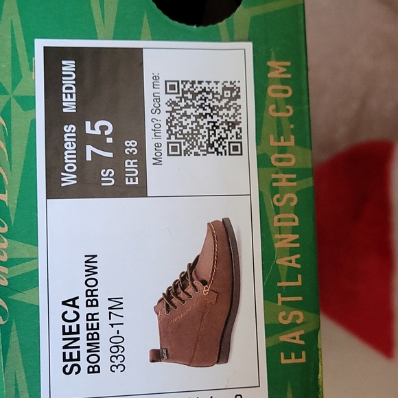 NWT NIB Rare; HTF Eastland Leather Boots - Picture 8 of 8